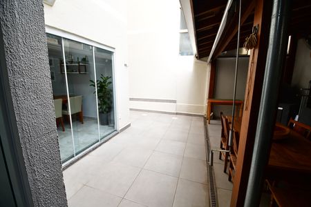 Casa de condomínio à venda com 155m², 3 quartos e 3 vagasÁrea de Serviço