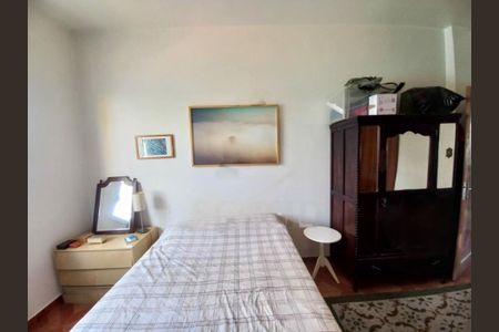 Apartamento à venda com 74m², 1 quarto e sem vaga
