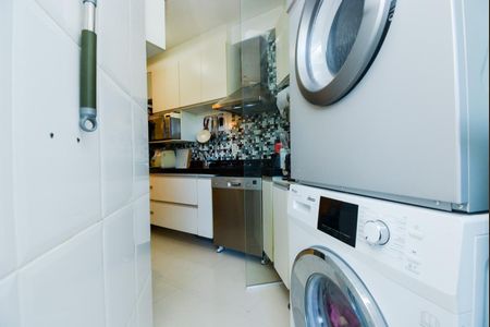 Apartamento para alugar com 71m², 3 quartos e 1 vagaÁrea de Serviço