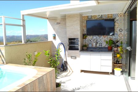 Apartamento à venda com 100m², 2 quartos e 2 vagas