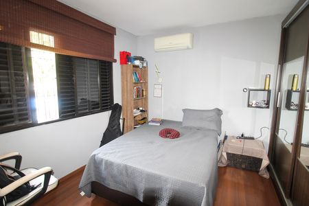 Casa para alugar com 110m², 3 quartos e 2 vagas Casa para alugar com 110m², 3 quartos e 2 vagasQuarto 2