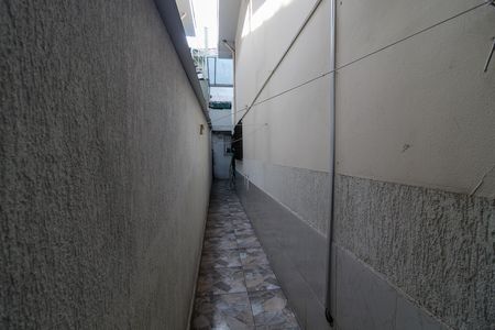 Casa para alugar com 110m², 3 quartos e 2 vagas Casa para alugar com 110m², 3 quartos e 2 vagasCorredor