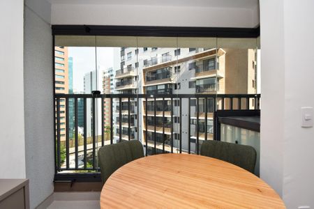 Studio para alugar com 27m², 1 quarto e sem vaga Studio para alugar com 27m², 1 quarto e sem vagavaranda Sala de jantar