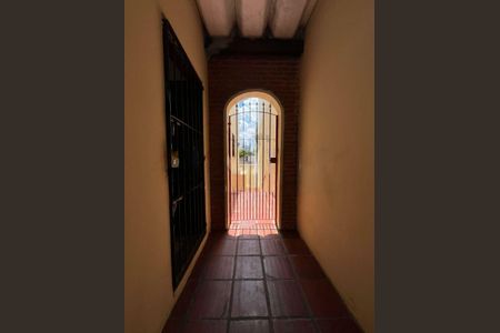 Casa à venda com 147m², 2 quartos e sem vaga