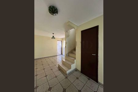 Casa à venda com 147m², 2 quartos e sem vaga
