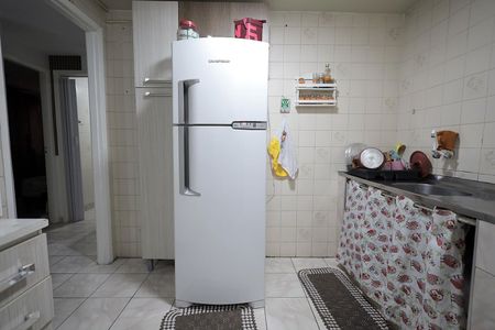 Cozinha de apartamento para alugar com 2 quartos, 49m² em Conjunto Residencial Planeta, Santo André