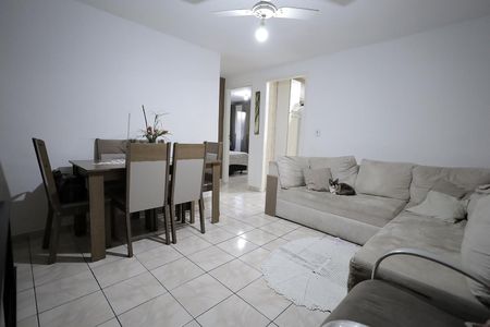 Sala de apartamento para alugar com 2 quartos, 49m² em Conjunto Residencial Planeta, Santo André