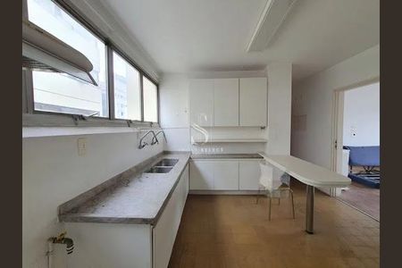 Apartamento à venda com 3 quartos, 140m² em Água Branca, São Paulo