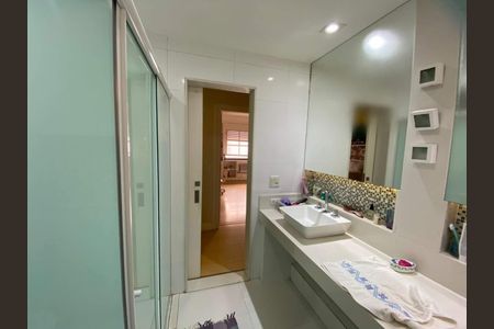 Apartamento à venda com 366m², 4 quartos e 2 vagas