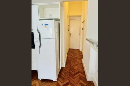 Apartamento à venda com 28m², 1 quarto e sem vaga