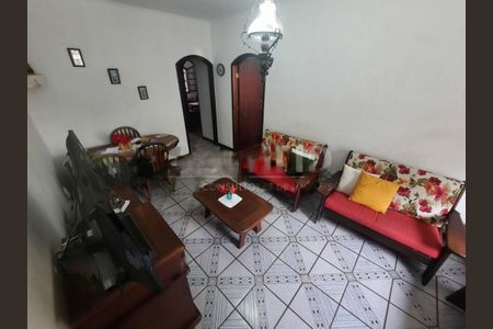 Casa à venda com 3 quartos, 120m² em Conjunto Residencial Salvador Tolezani, São Paulo