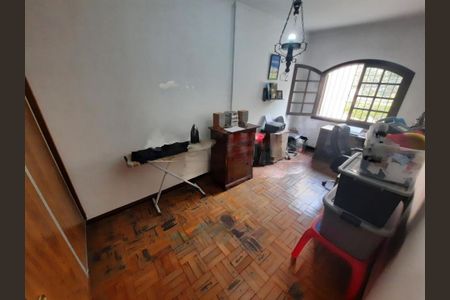 Casa à venda com 120m², 3 quartos e 2 vagas