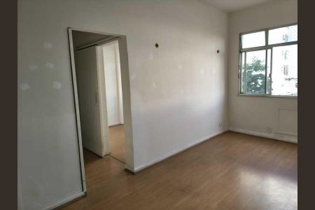 Apartamento à venda com 75m², 2 quartos e sem vaga