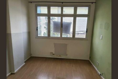 Apartamento à venda com 75m², 2 quartos e sem vaga