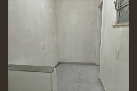 Apartamento à venda com 75m², 2 quartos e sem vaga