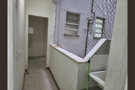 Apartamento à venda com 75m², 2 quartos e sem vaga