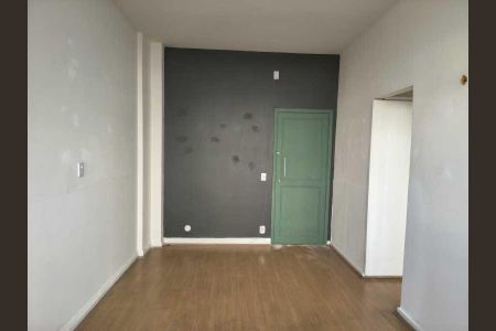 Apartamento à venda com 75m², 2 quartos e sem vaga