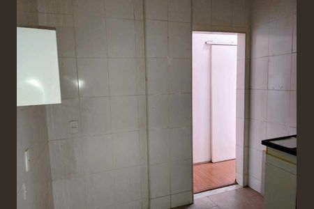 Apartamento à venda com 75m², 2 quartos e sem vaga