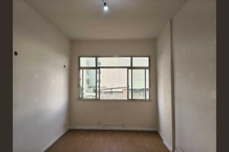 Apartamento à venda com 75m², 2 quartos e sem vaga