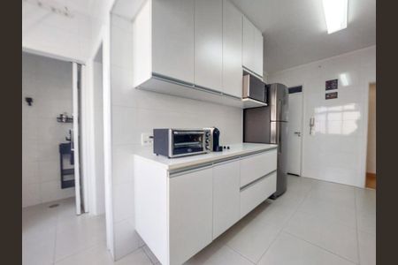 Apartamento à venda com 74m², 2 quartos e 1 vaga Apartamento à venda com 74m², 2 quartos e 1 vagaCozinha
