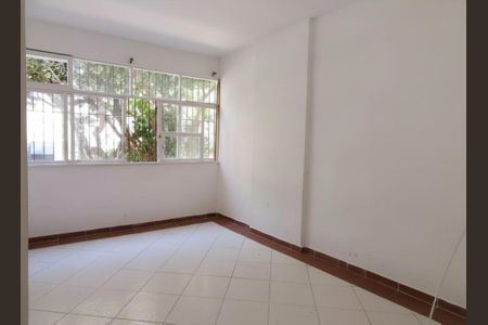 Apartamento à venda com 32m², 1 quarto e sem vaga