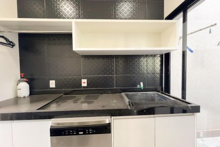 Casa de condomínio para alugar com 330m², 4 quartos e 4 vagas
