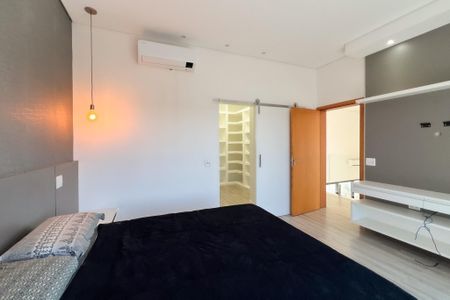 Casa de condomínio para alugar com 330m², 4 quartos e 4 vagas