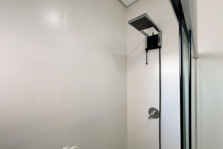 Casa de condomínio para alugar com 330m², 4 quartos e 4 vagas