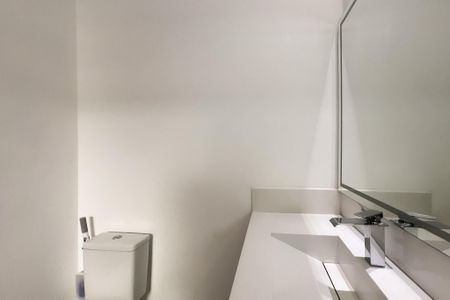 Casa de condomínio para alugar com 330m², 4 quartos e 4 vagas