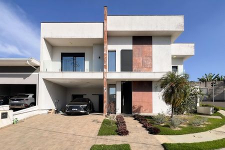 Casa de condomínio para alugar com 330m², 4 quartos e 4 vagas