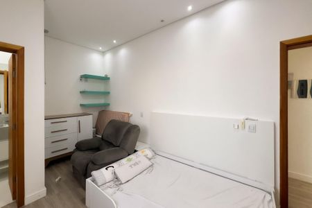 Casa de condomínio para alugar com 330m², 4 quartos e 4 vagas