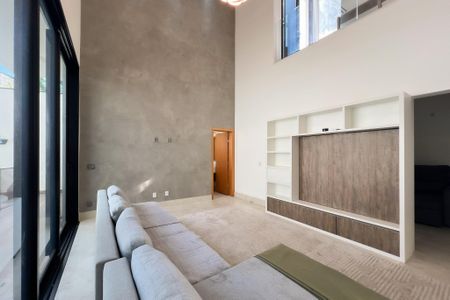 Casa de condomínio para alugar com 330m², 4 quartos e 4 vagas