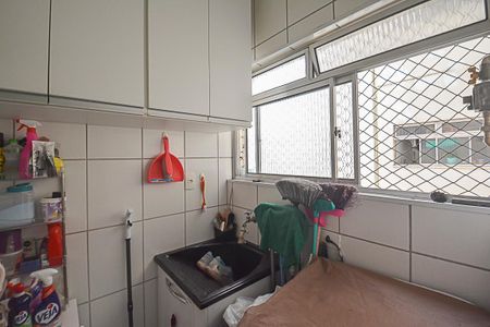 Apartamento à venda com 60m², 2 quartos e 1 vaga Apartamento à venda com 60m², 2 quartos e 1 vagaÁrea de Serviço