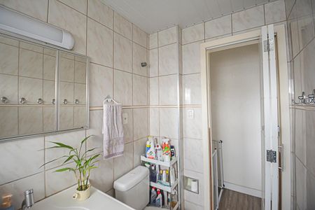 Apartamento à venda com 60m², 2 quartos e 1 vaga Apartamento à venda com 60m², 2 quartos e 1 vagaBanheiro