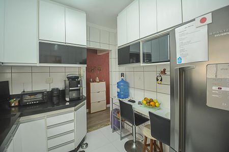 Apartamento à venda com 60m², 2 quartos e 1 vaga Apartamento à venda com 60m², 2 quartos e 1 vagaCozinha