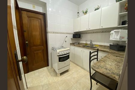 Apartamento à venda com 75m², 2 quartos e sem vaga