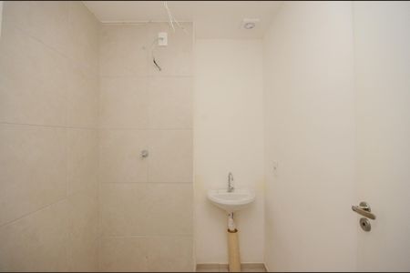 Apartamento à venda com 40m², 2 quartos e 1 vaga Apartamento à venda com 40m², 2 quartos e 1 vagaBanheiro