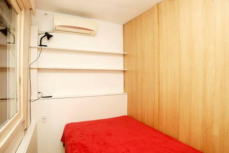 Quarto de kitnet/studio para alugar com 1 quarto, 32m² em Centro Histórico, Porto Alegre