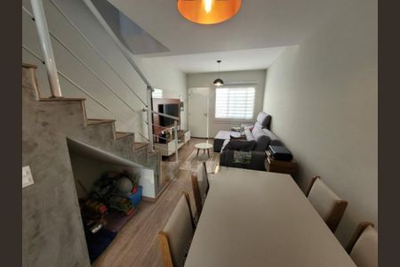 Casa à venda com 101m², 2 quartos e 2 vagas