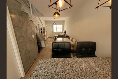 Casa à venda com 101m², 2 quartos e 2 vagas