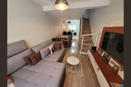 Casa à venda com 2 quartos, 101m² em Vila Romano, São Paulo
