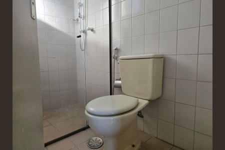 Apartamento à venda com 59m², 2 quartos e 1 vaga Apartamento à venda com 59m², 2 quartos e 1 vagaBanheiro da Suíte