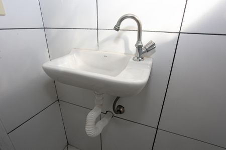 Casa para alugar com 67m², 1 quarto e sem vaga Casa para alugar com 67m², 1 quarto e sem vagaBanheiro