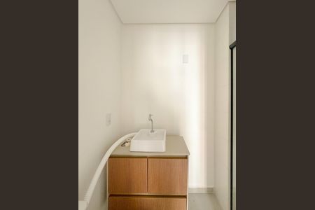 Apartamento para alugar com 60m², 2 quartos e sem vagaBanheiro
