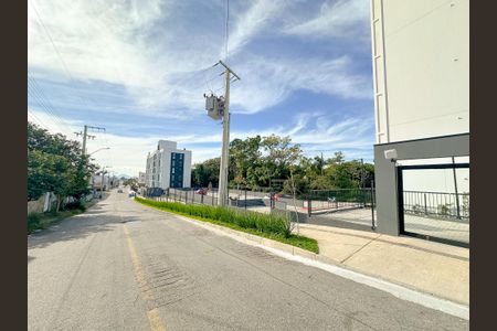Apartamento para alugar com 60m², 2 quartos e sem vagaVista da Rua