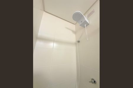 Apartamento para alugar com 60m², 2 quartos e sem vagaBanheiro da Suíte
