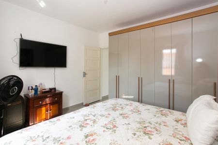 Casa para alugar com 218m², 2 quartos e 1 vaga Casa para alugar com 218m², 2 quartos e 1 vagaQuarto 1