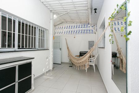Casa para alugar com 218m², 2 quartos e 1 vaga Casa para alugar com 218m², 2 quartos e 1 vagaQuintal