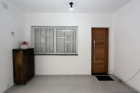 Casa para alugar com 218m², 2 quartos e 1 vaga Casa para alugar com 218m², 2 quartos e 1 vagaEntrada da Sala