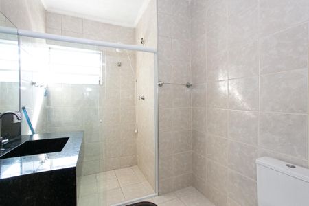 Casa para alugar com 218m², 2 quartos e 1 vaga Casa para alugar com 218m², 2 quartos e 1 vagaBanheiro